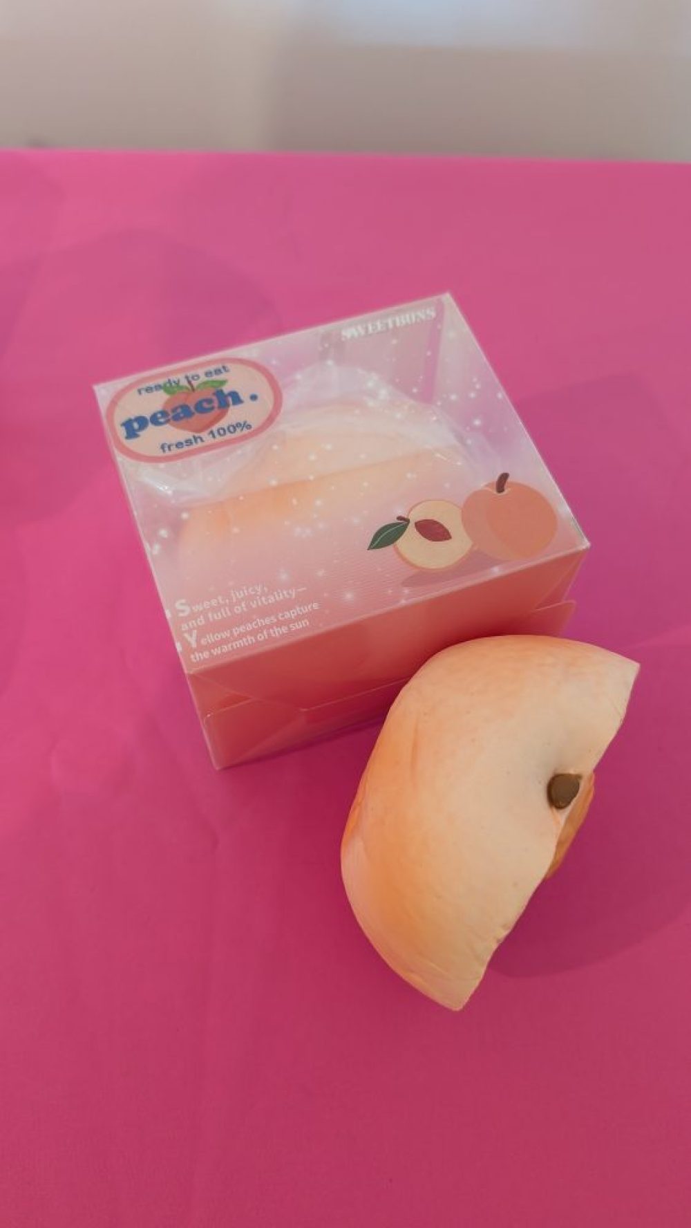 Half a peach squishy by Sweetbuns | Creamiicandy shop squishies